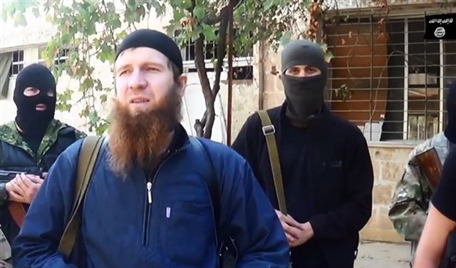 عمر چچنی عمر الشیشانی شکست داعش جنایات داعش اخبار داعش