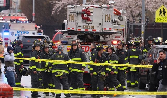 الشرطة تكشف عن أوصاف مطلق النار في نيويورك