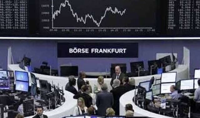 انخفاض الأسهم الأوروبية قبيل اجتماع المركزي الأمريكي