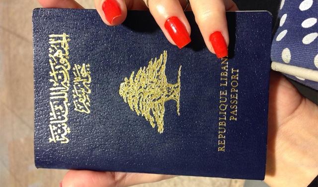 سياسات إصدار جوازات السفر في لبنان تفرّق بين الرضيع وأمه...والوالدة للتحري: 