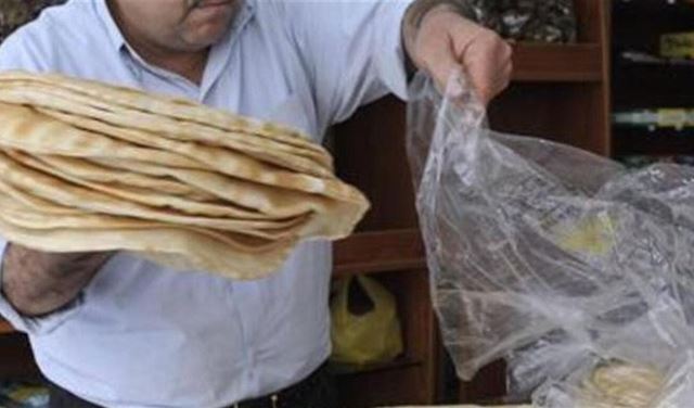 أزمة الخبز... شد حبال بين المطاحن والحكومة وحاكم مصرف لبنان
